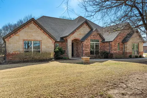 517 Cox Dr, Weatherford, TX 76088