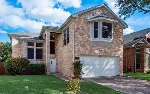 2124 Newport Dr, Flower Mound, TX 75028