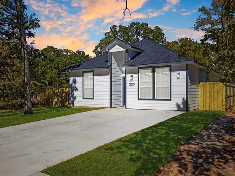 6110 Tejas Dr, Mabank, TX 75156