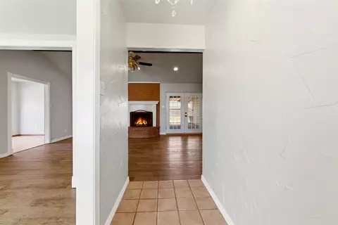 Entry Way - 2401 E Windsor Dr, Denton, TX 76209 photo 1 of 2