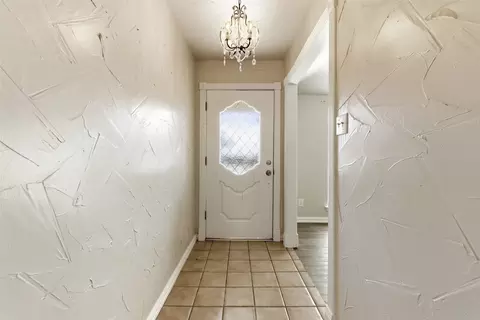 Entry Way - 2401 E Windsor Dr, Denton, TX 76209 photo 2 of 2