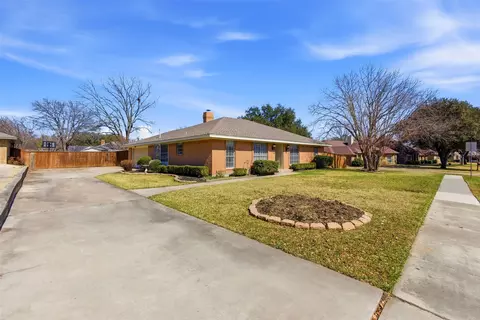 Other - 2401 E Windsor Dr, Denton, TX 76209 photo 1 of 2