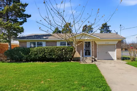 3409 Heather Ln, Denton, TX 76209