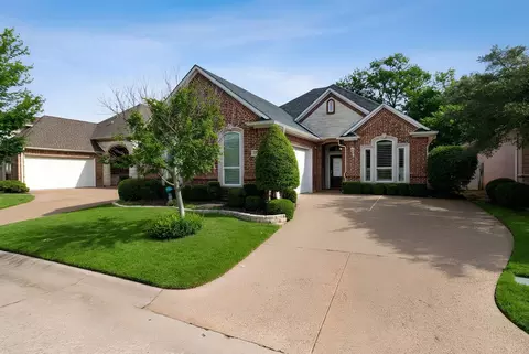 1908 Channing Park Dr, Arlington, TX 76013