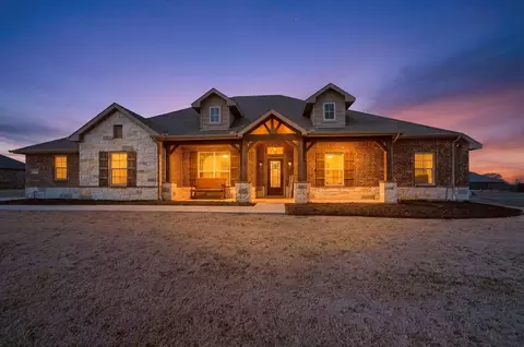 2866 Gail Dr, Farmersville, TX 75442