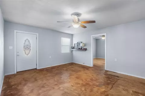 Living - 702 Main St, Windom, TX 75492 photo 2 of 3