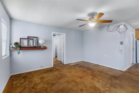 Living - 702 Main St, Windom, TX 75492 photo 1 of 3