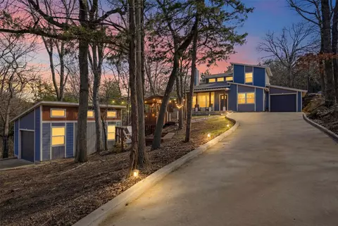 404 Hacienda Dr, Pottsboro, TX 75076