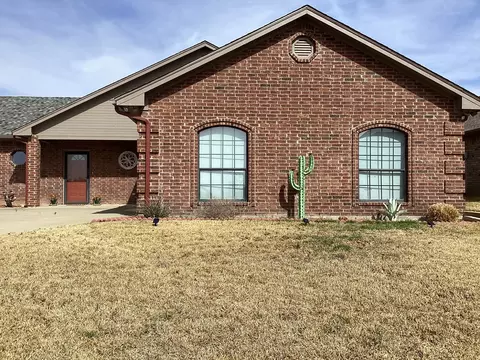6507 Shadowview Ct, Mineral Wells, TX 76067