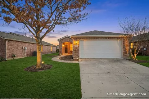 7850 Estancia Dr, Frisco, TX 75036