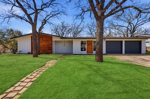 116 Ravenswood Dr, Bedford, TX 76022