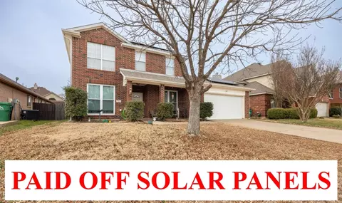 7016 Frost Ln, Denton, TX 76210