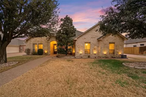 152 Ellis Farm Rd, Hewitt, TX 76643