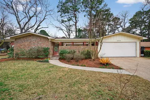 1045 Edgefield Dr, Shreveport, LA 71118