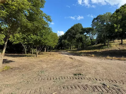 lot17 Westmoreland Rd, Red Oak, TX 75154