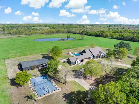5000 Stillhouse Rd, Paris, TX 75462