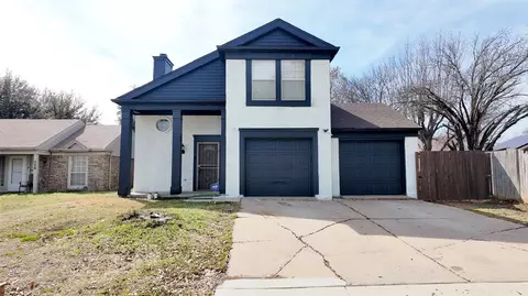 518 Nightshade Dr, Arlington, TX 76018