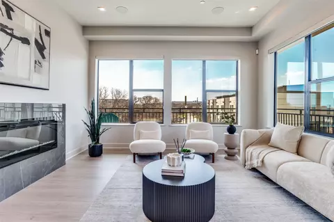 1900 S Ervay St #307, Dallas, TX 75215