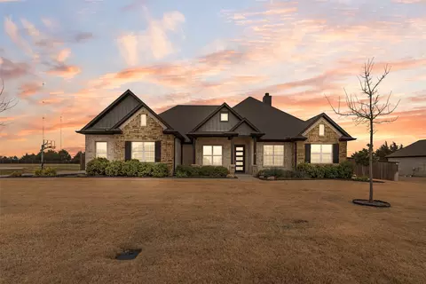 4041 Richard Rd, Midlothian, TX 76065