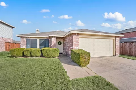 5308 Temecula Rd, Fort Worth, TX 76244