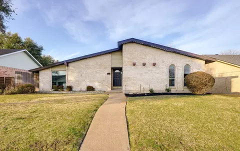 3301 Russwood Ln, Garland, TX 75044