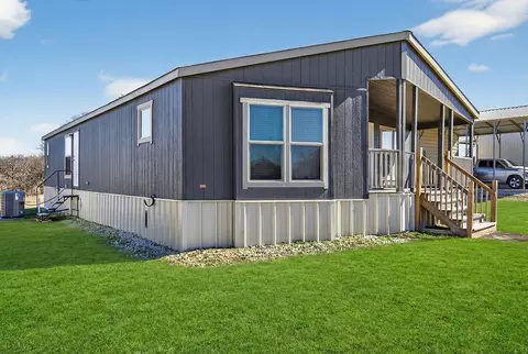 154 Firefly Dr, Springtown, TX 76082 photo 3