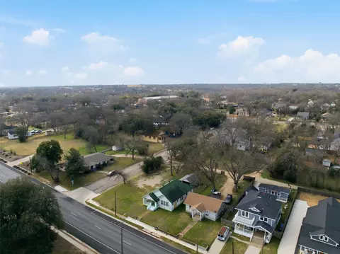View/Area - 2012 N 5th St, Waco, TX 76708 photo 4 of 5