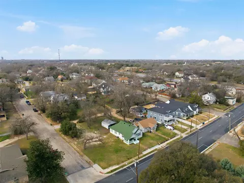 View/Area - 2012 N 5th St, Waco, TX 76708 photo 2 of 5