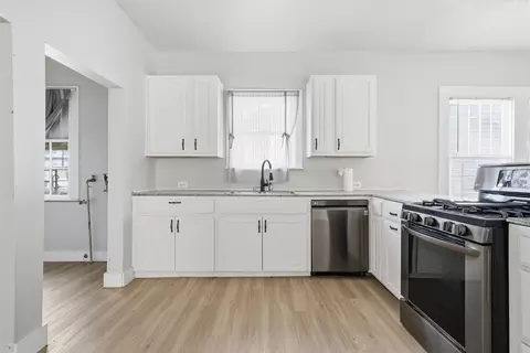 Kitchen - 2012 N 5th St, Waco, TX 76708 photo 1 of 2