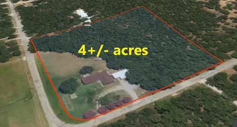 285 Montgomery Rd, Mineral Wells, TX 76067