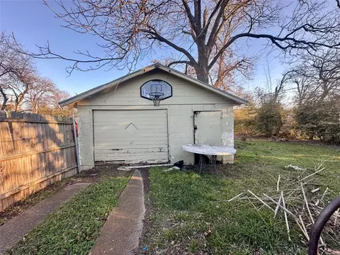 2724 Mckenzie Ave, Waco, TX 76708 photo 16