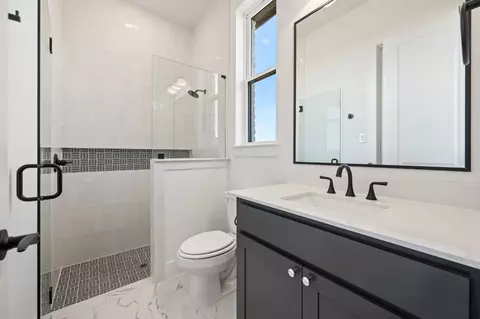 Bath - 404 Broadmoor Dr, Haslet, TX 76052 photo 4 of 5
