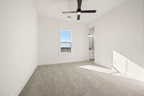 Bedroom - 404 Broadmoor Dr, Haslet, TX 76052 photo 4 of 5