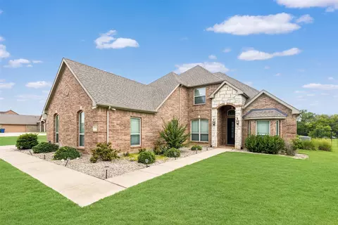 139 Las Colinas Trl, Cross Roads, TX 76227