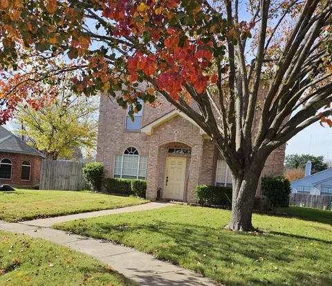 314 Stringer Dr, Cedar Hill, TX 75104