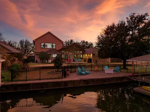 2325 River Rd, Granbury, TX 76048