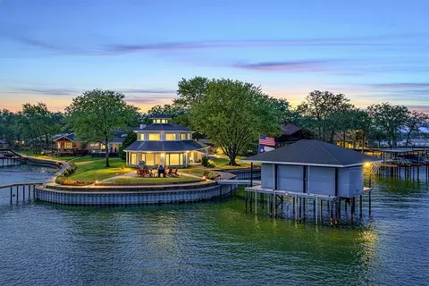 258 Lakeview Dr, Trinidad, TX 75163