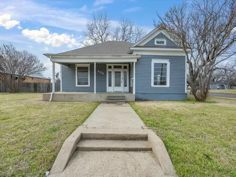 409 NW Main St, Ennis, TX 75119