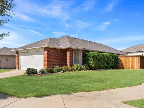 4022 Shawnee Trl, Heartland, TX 75126