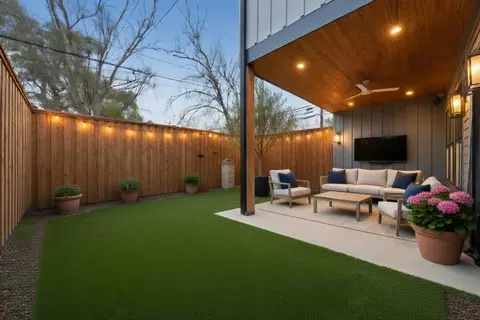 5104 Vandelia St, Dallas, TX 75235