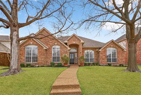 8312 Halliford Ct, Plano, TX 75024