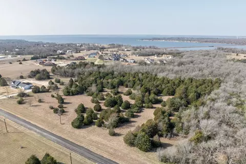 54 Vintage Shores Dr, East Tawakoni, TX 75472