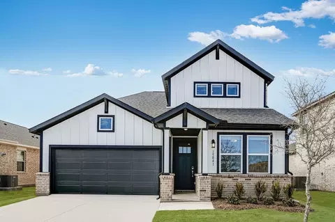 15041 Hierba Mora Dr, Haslet, TX 76052