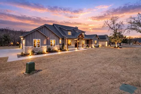 105 Bonita Dr, Springtown, TX 76082