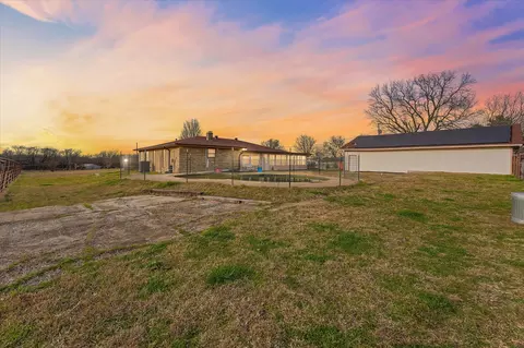 Exterior - 4633 Fm 36 N, Celeste, TX 75423 photo 1 of 8