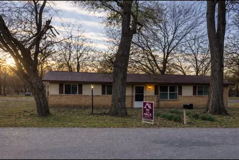 1100 8th St, Cooper, TX 75432