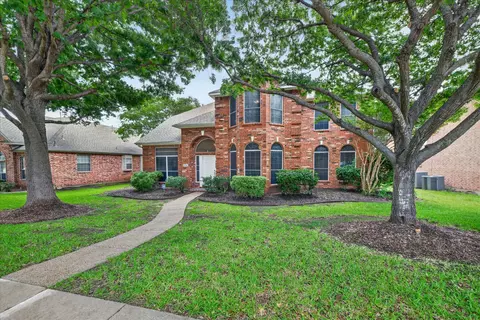 9708 Congressional Dr, Plano, TX 75025