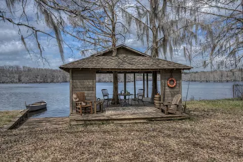 Exterior - 306 Pine St, Heflin, LA 71039 photo 6 of 6