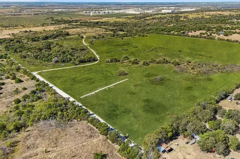 2791 Bobby Smith Ln, Midlothian, TX 76065