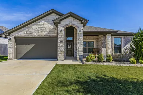 701 Juniper Dr, Troy, TX 76579